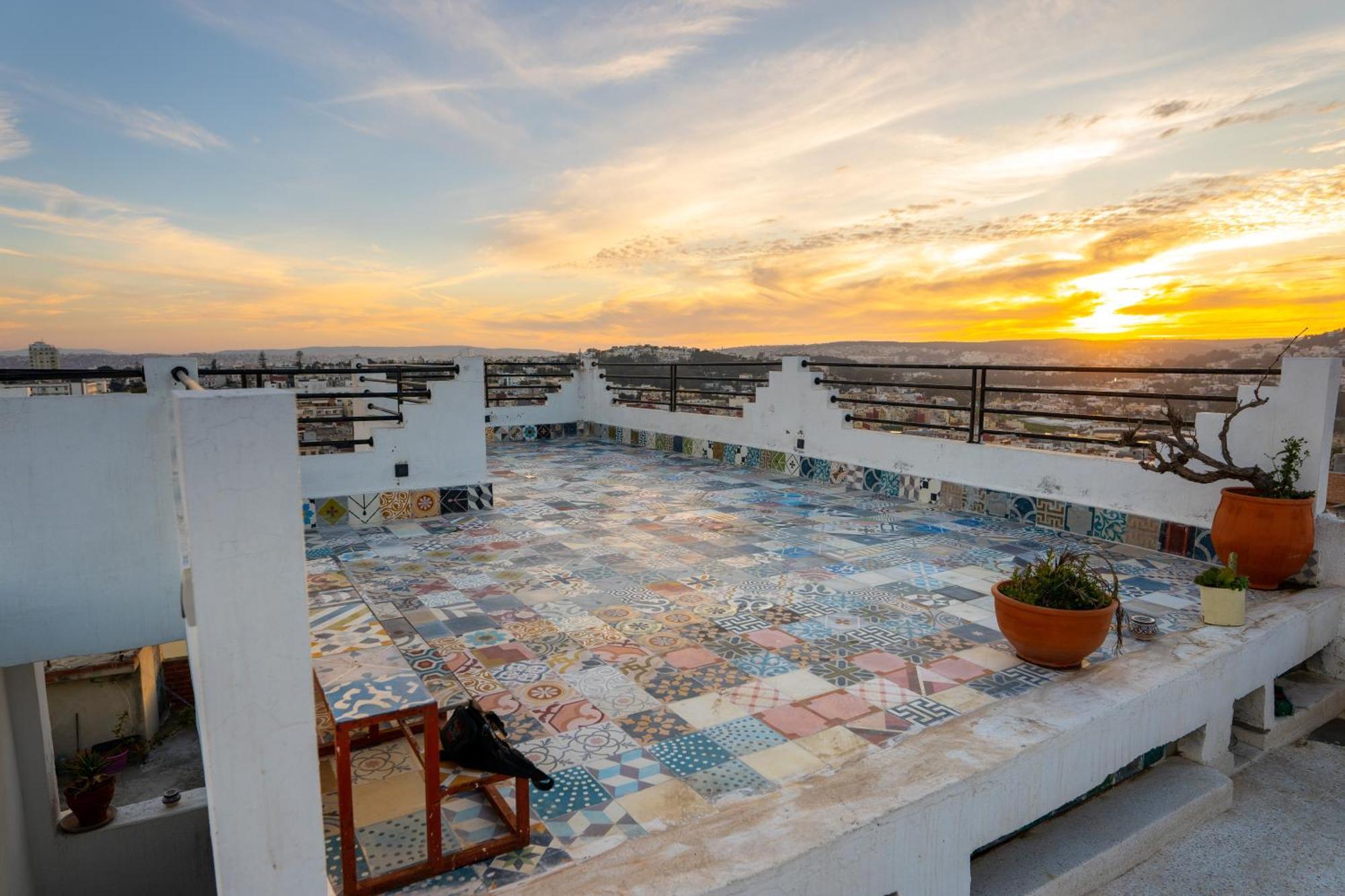 Dar Zohra-At The Door Of Africa. Apartman Tanger Kültér fotó